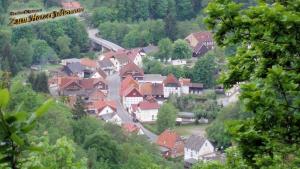 Et luftfoto af Pension & Restaurant " Zum Harzer Jodlermeister"