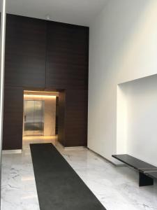 Фотография из галереи Corso Como New Building Apartment в Милане