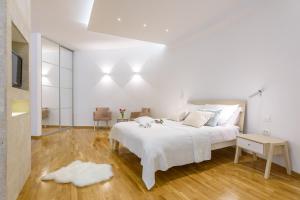 Gallery image of Deluxe Beach Apartments Renata in Split