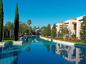 A piscina em ou perto de Gloria Serenity Resort