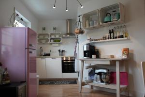 Una cocina o cocineta en Ferienwohnung Im Türmchen