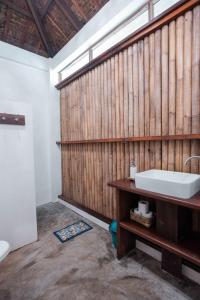 A bathroom at Ferra Resort Siargao