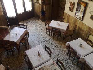 Restoran atau tempat lain untuk makan di Albergo Locanda Garibaldi