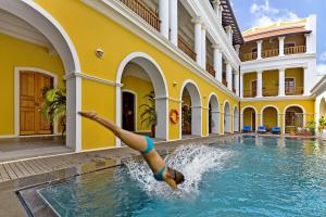 Kolam renang di atau dekat dengan Palais De Mahe - a CGH Earth Experience