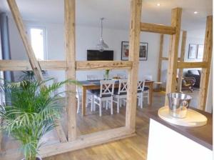 A kitchen or kitchenette at Haus an der Bode