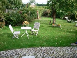 Vrt u objektu Ferienwohnung Sonne-Stadtrand Dresden