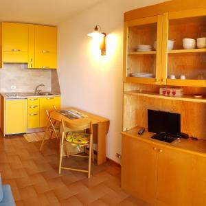 Una cocina o kitchenette en La casa di Pila