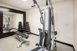 Fitnes centar i/ili fitnes sadržaji u objektu La Quinta by Wyndham Cincinnati Airport Florence