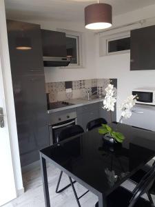 Châtelaillon-Plage şehrindeki Appartement Ré 2 personnes tesisine ait fotoğraf galerisinden bir görsel