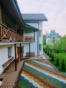 Un balcon sau o terasă la Hollywood