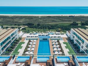 Poolen vid eller i närheten av Iberostar Selection Lagos Algarve