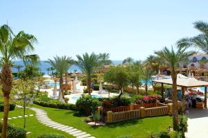 Piscina a Royal Savoy Sharm El Sheikh o a prop