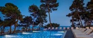 Sundlaugin á Valamar Carolina Hotel & Villas eða í nágrenninu