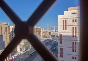 Udsigt til Al Madinah eller udsigt til byen taget fra hotellet