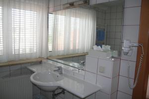 Un baño de Carinthia Stadthotel