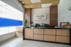 Mynd úr myndasafni af RedDoorz Plus near Palembang Airport 3 í Palembang