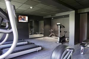 Fitness centar i/ili fitness sadržaji u objektu Golden Tulip Roissy Saint Witz