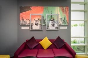 Zona d'estar a Premier Inn Dubai Silicon Oasis