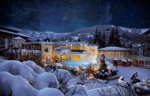 Salzburgerhof, das 5-Sterne Hotel von Zell am See בחורף