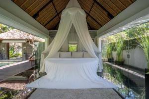 Басейн в или близо до Kayumanis Nusa Dua Private Villa & Spa