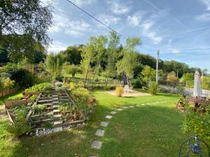 Jardí fora de Moderne Pension vonBartsch mit Ladestation in der sächsischen Schweiz