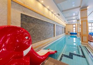 7 Pools SPA Boutique Hotel tesisinde veya buraya yakın yüzme havuzu