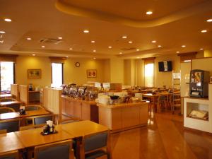 Restoran atau tempat makan lain di Hotel Route-Inn Shin Gotemba Inter -Kokudo 246 gou-