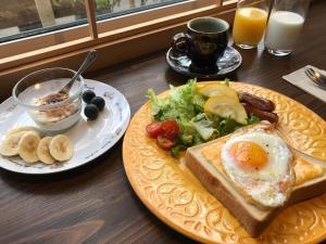 Makanan di atau di tempat lain dekat guest house