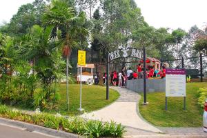 Area permainan anak di Vimala Hills Resort Cozy Villa Puncak Gadog Bogor