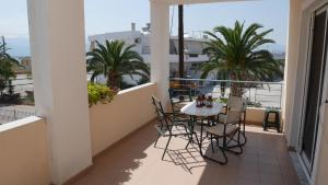 Balcony o terrace sa Villa with the view of Palamidi and Bourtzi