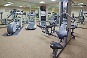 Gimnasio o equipo deportivo en Candlewood Suites - Texas City, an IHG Hotel