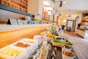 Makanan di atau berdekatan hotel