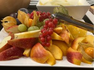 Makanan di atau berdekatan hotel