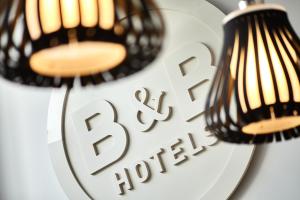 Un certificat, premiu, logo sau alt document afișat la B&B HOTEL Orly Chevilly-Larue - Nationale 7