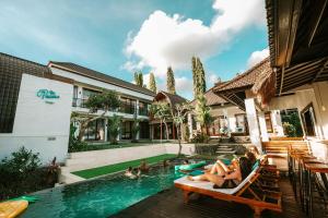 Swimming pool sa o malapit sa The Palms Canggu