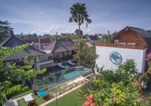 Swimming pool sa o malapit sa The Palms Canggu