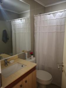 Bilik mandi di Depto 1 Dormitorio Centro Blanco 702