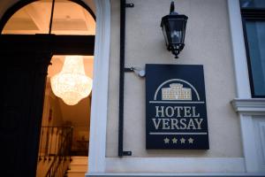 Certificat, premi, rètol o un altre document de Hotel Versay