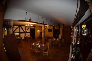 A restaurant or other place to eat at Hotel Stawisko Klaudyn