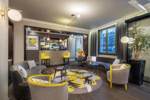 Χώρος καθιστικού στο Hôtel Le Marquis by Inwood Hotels