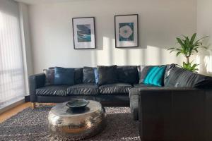 Zona d'estar a Duke Street - Liverpool city centre apartment