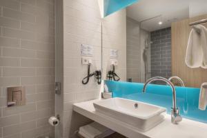 Un baño de Holiday Inn Express - Sindelfingen, an IHG Hotel