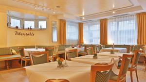 Ресторант или друго място за хранене в Businesshotel HEILBRONN- Biberach