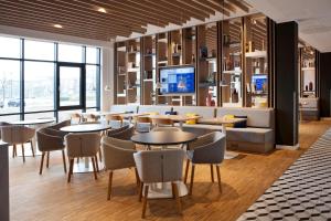 Un lugar para sentarse en Holiday Inn Express - Sindelfingen, an IHG Hotel