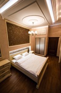 Kyiv 2Rooms Classic Apartment 객실 침대