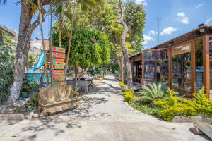 Jardin de l'établissement Socialtel Antigua - formerly Selina Antigua