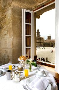 Comida no hotel ou em algum lugar perto