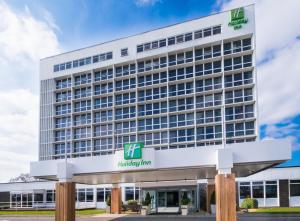 an office building with the mgm hotel at Holiday Inn Southampton, an IHG Hotel in Southampton