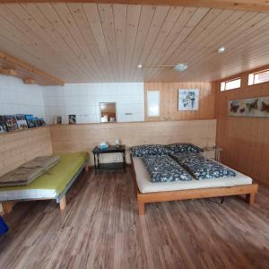 Krevet ili kreveti u jedinici u objektu Chalet Diana Lakefront