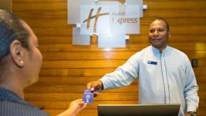 Mga guest na naka-stay sa Holiday Inn Express Port Moresby, an IHG Hotel